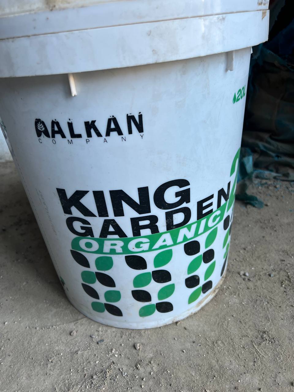 کود مایع مرغی الکان غنی‌شده ۲۰ لیتری